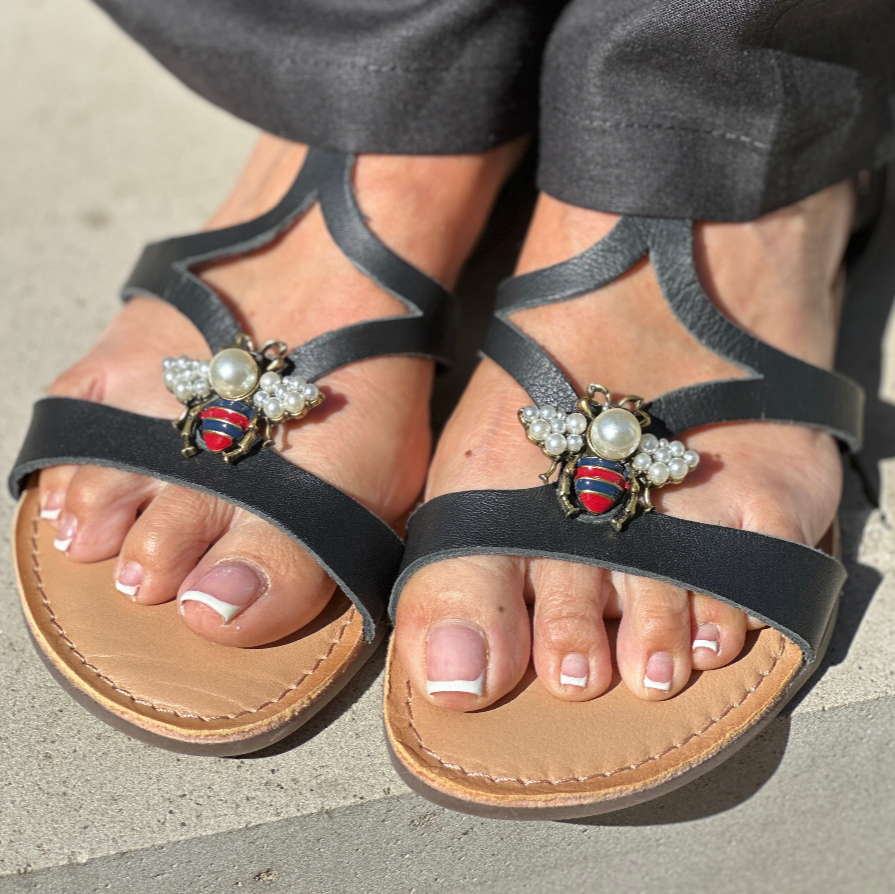 Bienenschuhclips-mit-Perlen-und-Emaille