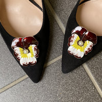 Wunderschöne Blüten Schuhclips Aberdeen in purpurrot